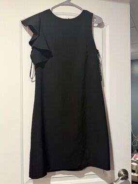 julia jordan Black One-Shoulder Ruffle Shift Dress